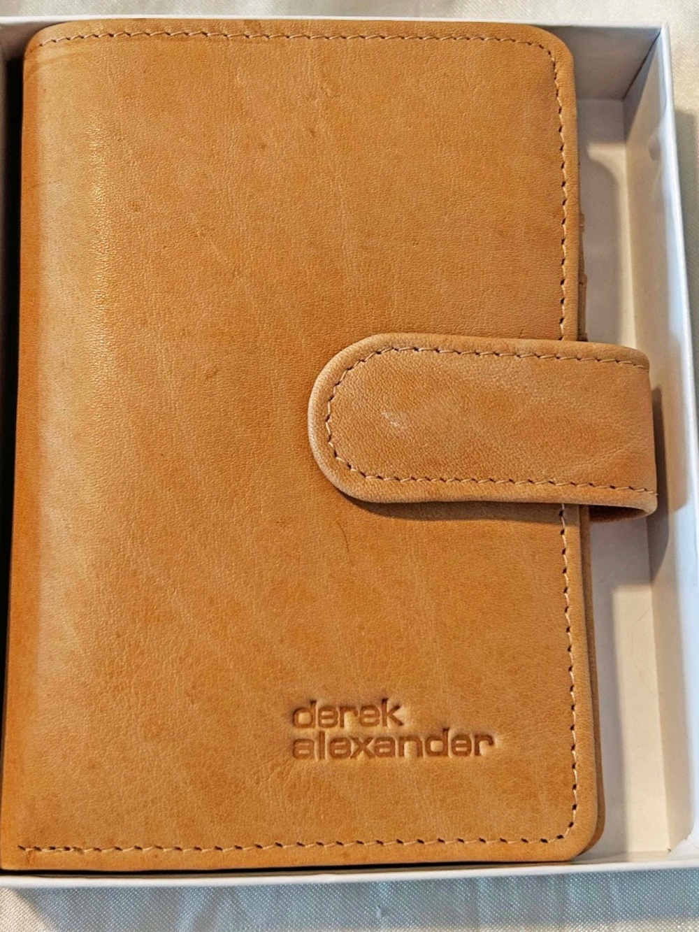 WALLET in LEATHER, TAN, 5 ¼ in H X 3 ⅝ in W CLOSED, LOTS OF CREDIT CARD SLOTS &